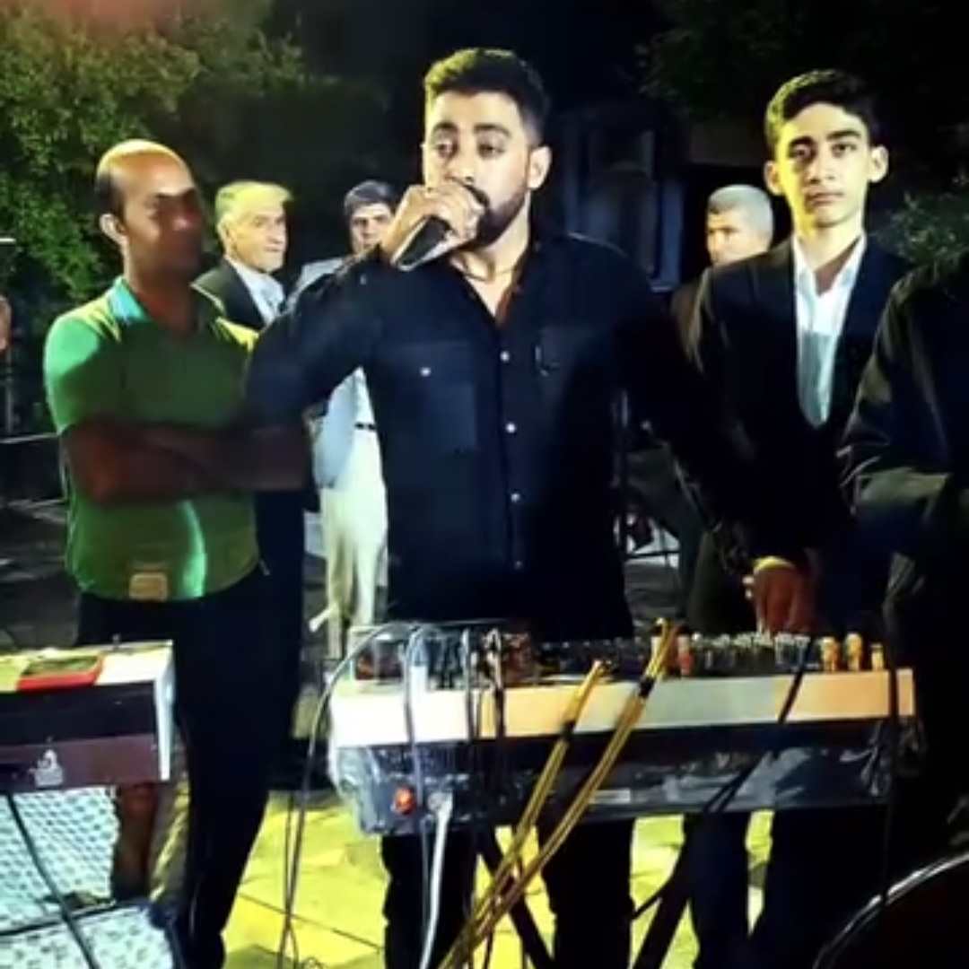 آهنگ جدید علی عزیزپور وژم هامر پشتت نترس عشق اول و آخرم
